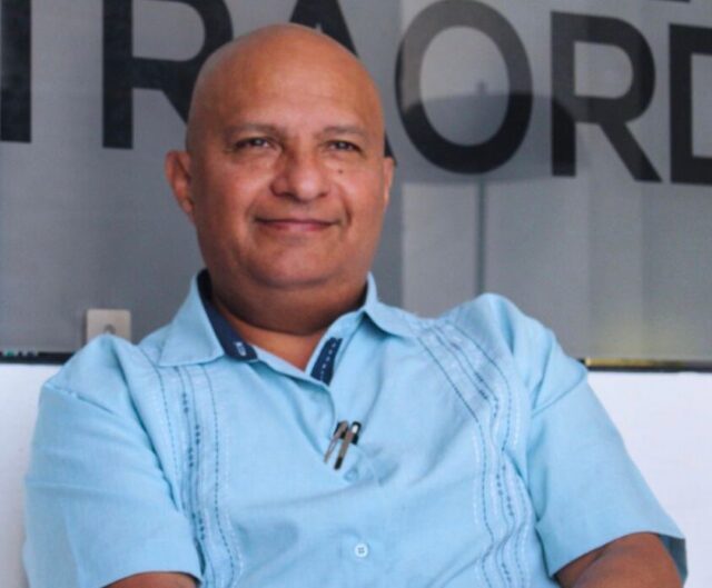 David E. Hinojosa T.